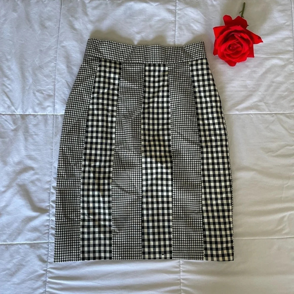 Moschino Cheap and Chic plaid mini skirt - Picture 1 of 7